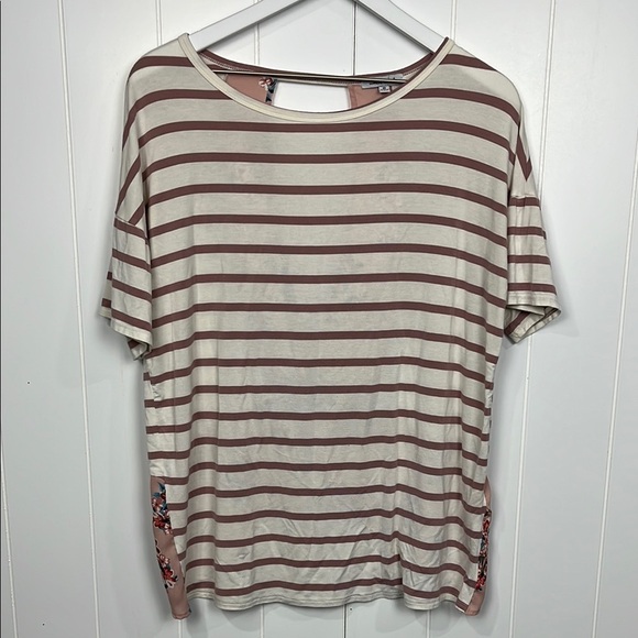 White Birch Womens Jersey Top M Cream Mauve Stripes Floral Print Criss/Cross EUC - Picture 1 of 9